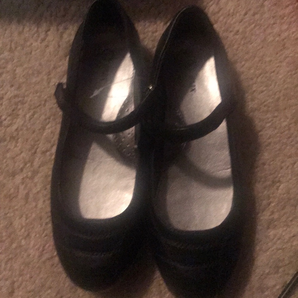 Sales size 3 shoes brand new